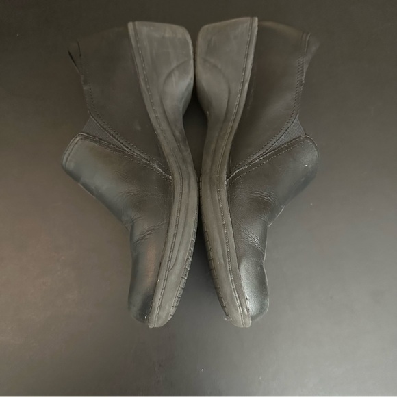 Clarks Grasp Chime Slip Resistance Work Clogs Women's Black Slip On Size 8M - Picture 8 of 10